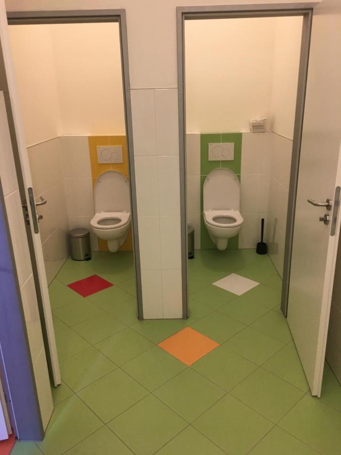 Expo Capsule Hostel Praga Zewnętrze zdjęcie